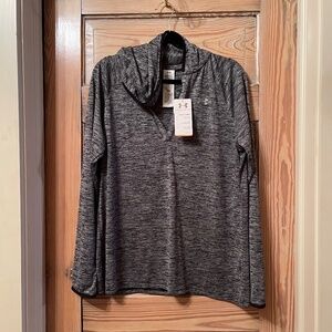 Under Armour * All Season Gear * V-Neck Pullover Hoodie * Women's XL * NWT!